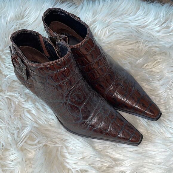 Donald J Pliner Brown Snakeskin Leather Heeled Booties - Picture 1 of 9